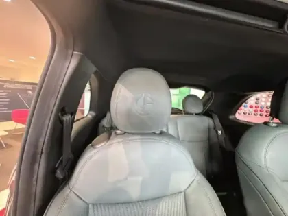 Photo 12 Fiat 500  e 118ch Giorgio Armani Collectors Edition MY25 Step 2