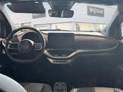 Photo 6 Fiat 500  e 118ch Giorgio Armani Collectors Edition MY25 Step 2