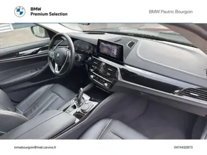 Photo 15 BMW Serie 5 Série 5 530iA xDrive 252ch Luxury Euro6d-T