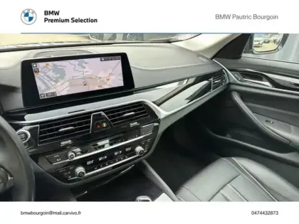 Photo 21 BMW Serie 5 Série 5 530iA xDrive 252ch Luxury Euro6d-T