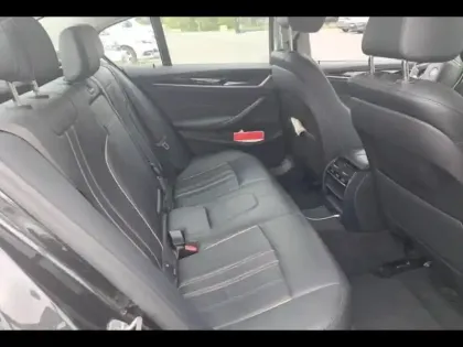 Photo 5 BMW Serie 5 Série 5 530iA xDrive 252ch Luxury Euro6d-T