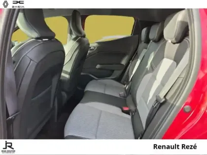 Photo 3 Renault Clio  1.6 E-Tech 145ch full hybrid Techno - 24