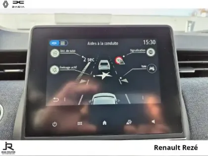 Photo 14 Renault Clio  1.6 E-Tech 145ch full hybrid Techno - 24