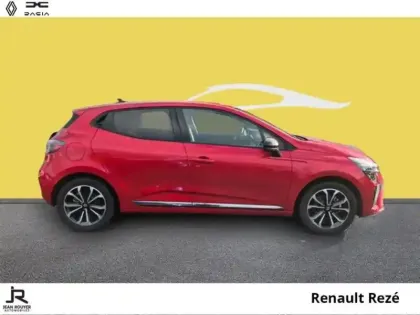 Photo 12 Renault Clio  1.6 E-Tech 145ch full hybrid Techno - 24