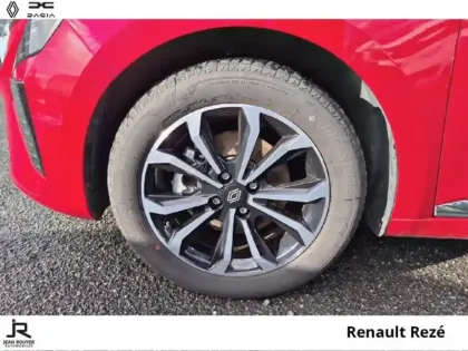 Photo 7 Renault Clio  1.6 E-Tech 145ch full hybrid Techno - 24