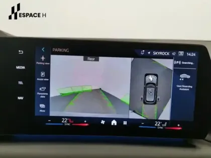 Photo 14 BMW Serie 1 Série 1 120A 170ch M Sport DKG7