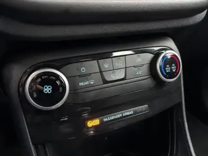 Photo 14 Ford Puma  1.0 Flexifuel 125ch S&S mHEV Titanium