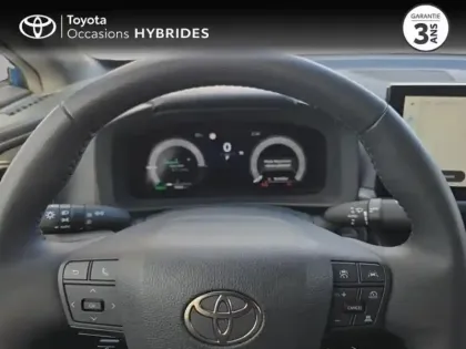Photo 12 Toyota C-HR  1.8 Hybride 140ch Design NG23
