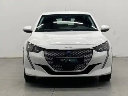 Photo 1 Peugeot 208  e- 136ch Style