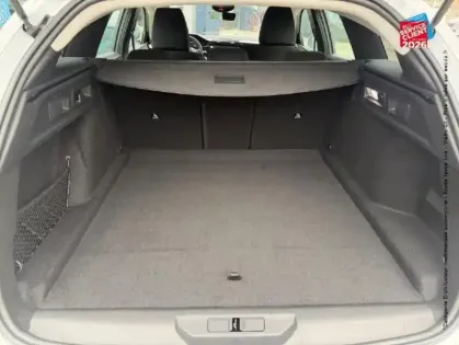 Photo 13 Peugeot 308  SW 1.2 Hybrid 145ch Style e-DCS6