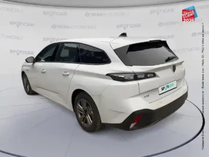 Photo 7 Peugeot 308  SW 1.2 Hybrid 145ch Style e-DCS6