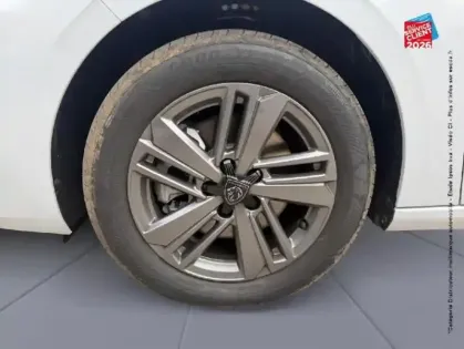 Photo 9 Peugeot 308  SW 1.2 Hybrid 145ch Style e-DCS6