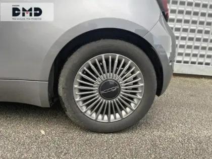 Photo 12 Fiat 500  e 118ch Pack Confort & Style & Tech MY23