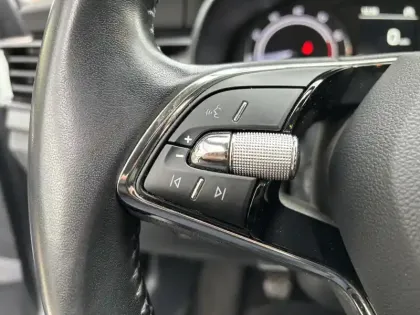 Photo 19 Skoda Kamiq  1.0 TSI Evo 110 ch BVM6