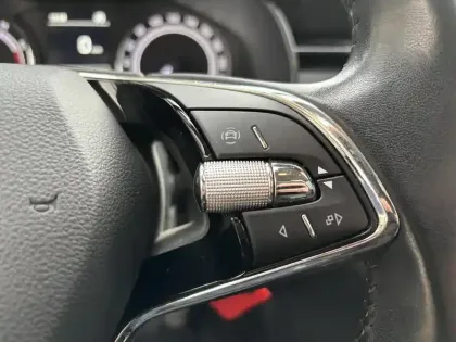 Photo 18 Skoda Kamiq  1.0 TSI Evo 110 ch BVM6