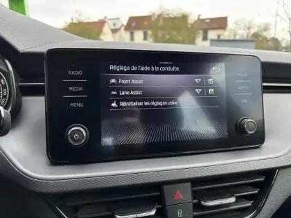 Photo 16 Skoda Kamiq  1.0 TSI Evo 110 ch BVM6