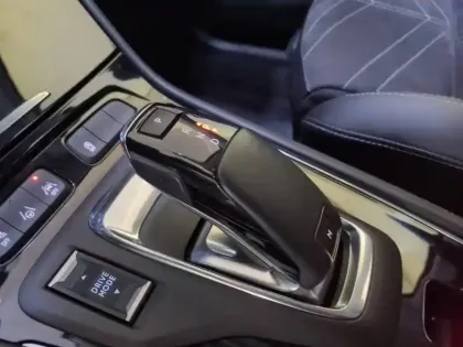 Photo 13 Opel Grandland  1.2 Turbo 130 ch BVA8