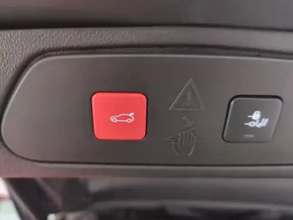 Photo 32 Opel Grandland  1.2 Turbo 130 ch BVA8