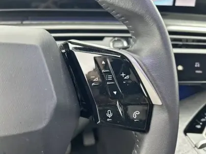 Photo 19 Peugeot 5008  Hybrid 136 e-DCS6