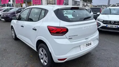 Photo 19 Dacia Sandero  SCe 65