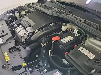 Photo 14 Peugeot 208  PureTech 100 S&S BVM6