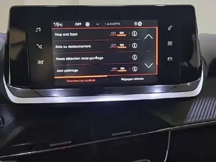 Photo 20 Peugeot 208  PureTech 100 S&S BVM6