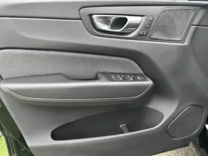 Photo 34 Volvo Xc60  T8 AWD Hybride rechargeable 310 ch+145 ch Geartronic 8