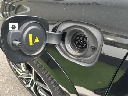 Photo 13 Volvo Xc60  T8 AWD Hybride rechargeable 310 ch+145 ch Geartronic 8