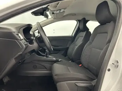 Photo 17 Renault Clio  E-Tech 140 - 21N