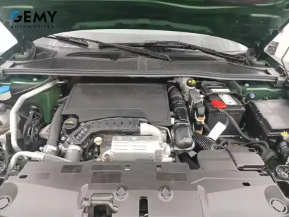 Photo 30 Peugeot 308  PureTech 130ch S&S EAT8