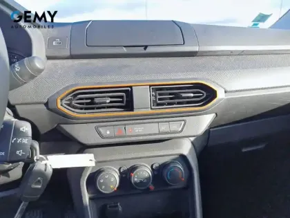 Photo 13 Dacia Sandero  ECO-G 100