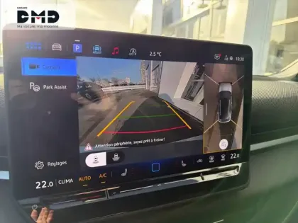 Photo 12 Volkswagen T-roc  1.5 eTSI EVO2 Hybrid 150 ch DSG7