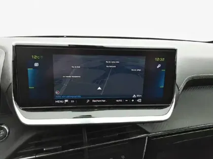 Photo 12 Peugeot 208  Electrique 50 kWh 136ch