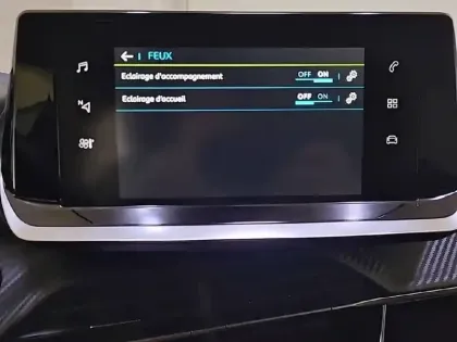 Photo 22 Peugeot 208  Electrique 50 kWh 136ch