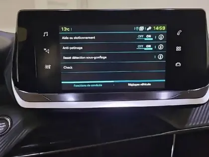 Photo 20 Peugeot 208  Electrique 50 kWh 136ch