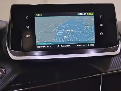 Photo 18 Peugeot 208  Electrique 50 kWh 136ch