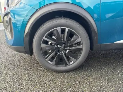 Photo 12 Peugeot 2008  Hybrid 145 e-DCS6