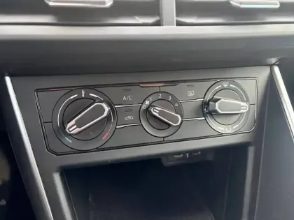 Photo 19 Volkswagen Polo  1.0 TSI 95 S&S DSG7