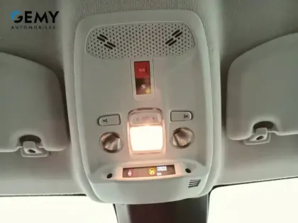 Photo 13 Peugeot 208  BLUEHDI 100 S&S BVM6