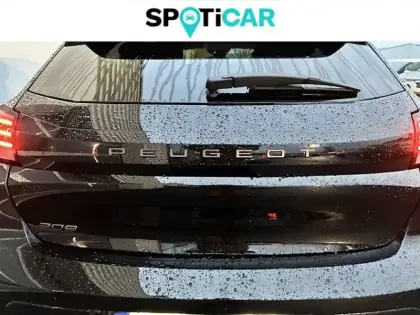 Photo 23 Peugeot 208  PureTech 100 S&S BVM6