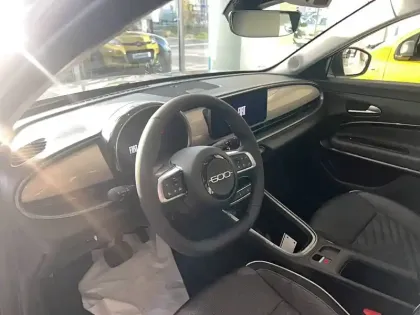 Photo 5 Fiat 600  T-Gen 3 1.2 Hybrid 110ch eDCT6