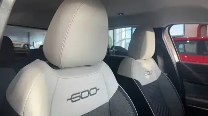 Photo 81 Fiat 600  T-Gen 3 1.2 Hybrid 145ch eDCT6