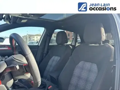 Photo 10 Volkswagen Polo  2.0 TSI 207 S&S DSG7