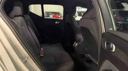 Photo 20 Volvo Xc40  Recharge 231 ch 1EDT