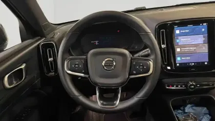 Photo 13 Volvo Xc40  Recharge 231 ch 1EDT