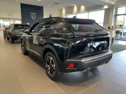 Photo 37 Peugeot 2008  Hybrid 145 e-DCS6