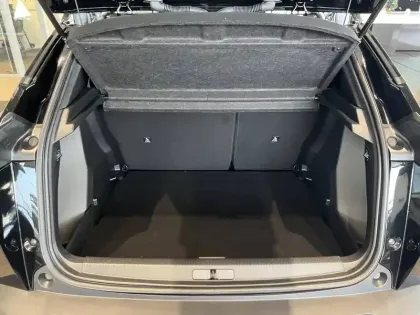 Photo 6 Peugeot 2008  Hybrid 145 e-DCS6