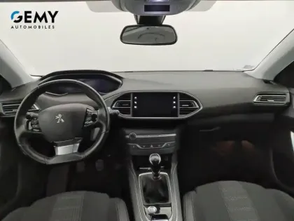 Photo 75 Peugeot 308  BlueHDi 100ch S&S BVM6
