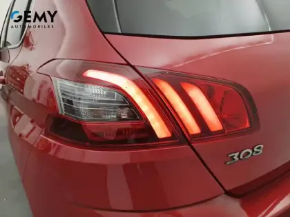 Photo 65 Peugeot 308  BlueHDi 100ch S&S BVM6