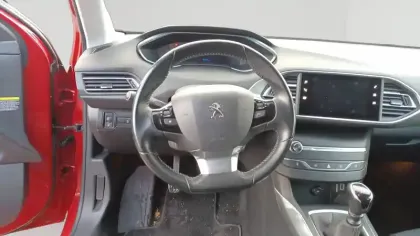 Photo 12 Peugeot 308  BlueHDi 100ch S&S BVM6